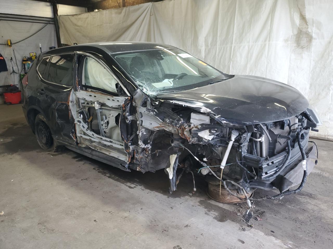 Nissan Rogue S Image 6