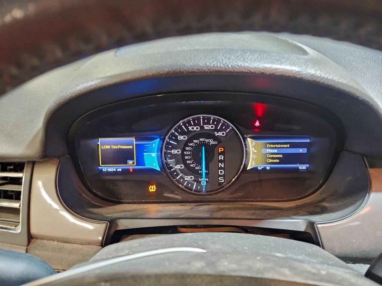 Ford Edge Sport Image 12