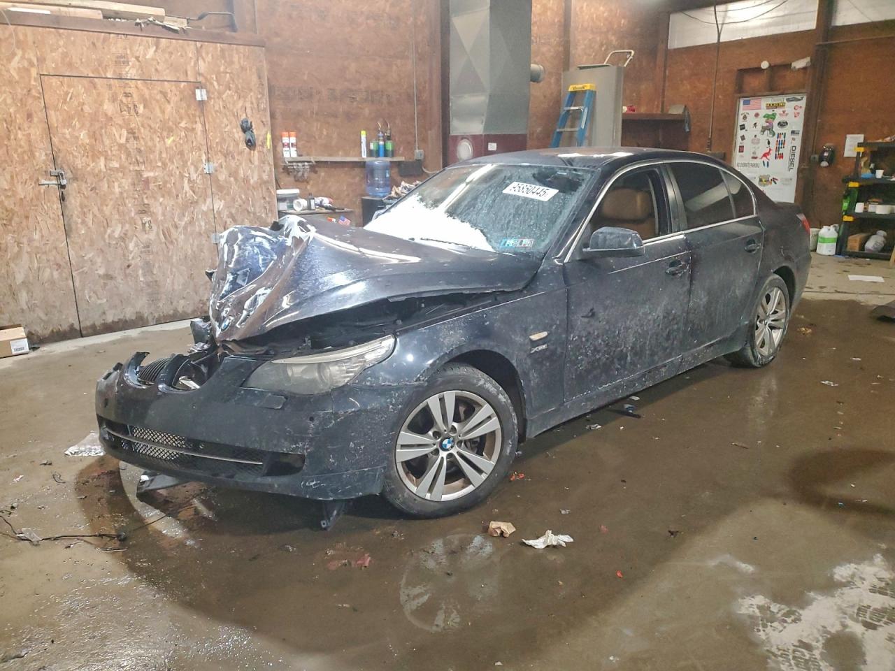 BMW 5 Series Xi Image 1