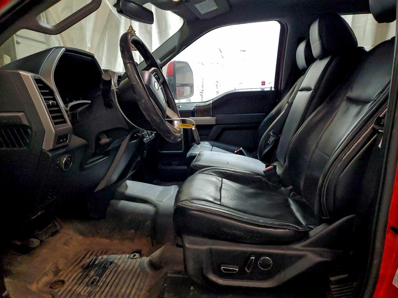 Ford F-250 Super Duty Image 9