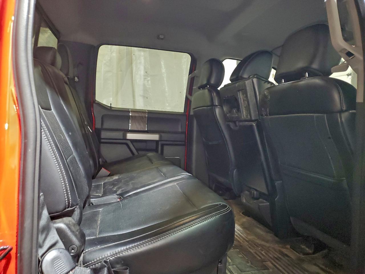 Ford F-250 Super Duty Image 12