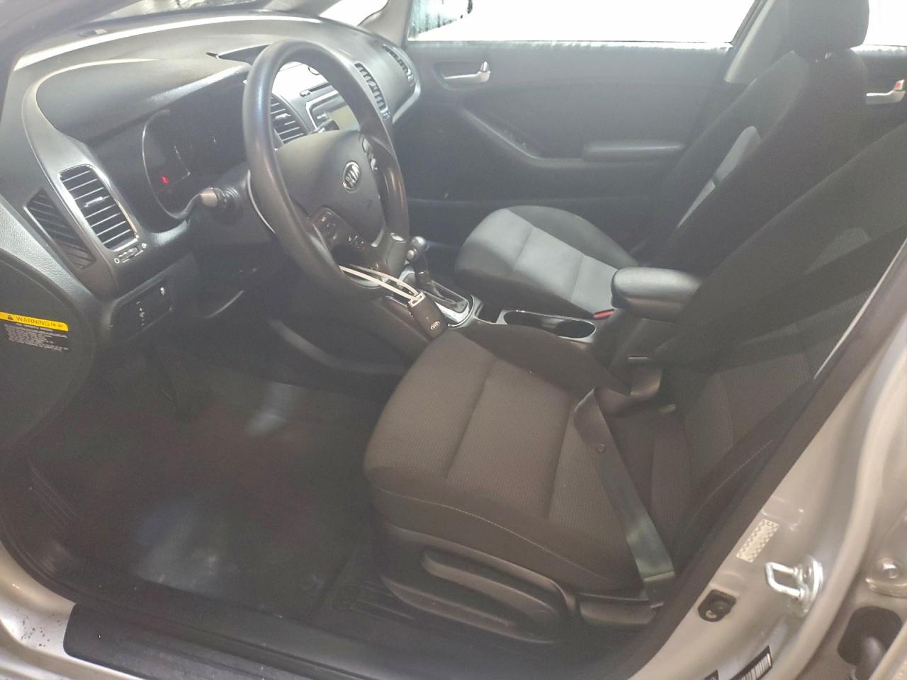 Kia Forte Lx Image 5