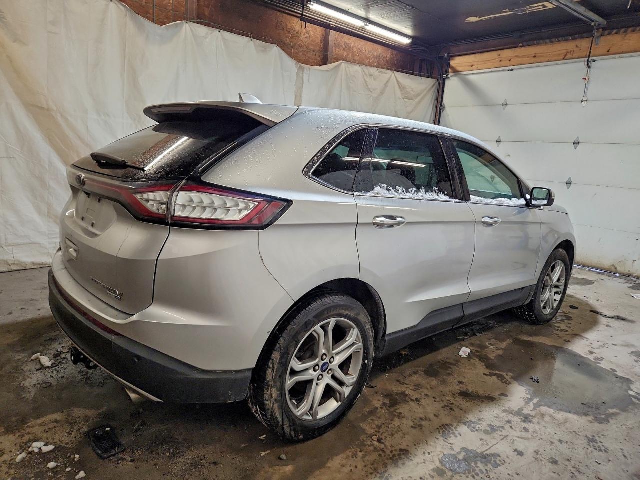 Ford Edge Titanium Image 4