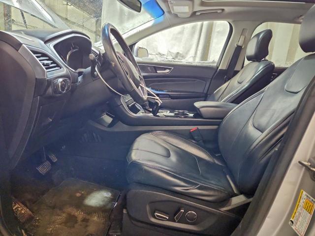 Ford Edge Titanium Image 2