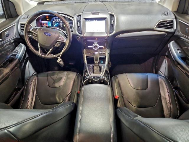 Ford Edge Titanium Image 9