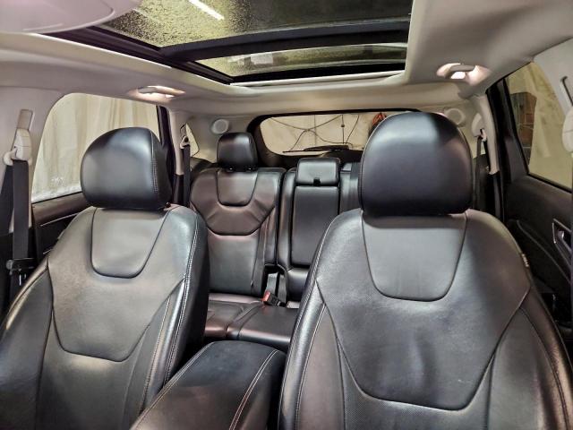 Ford Edge Titanium Image 12