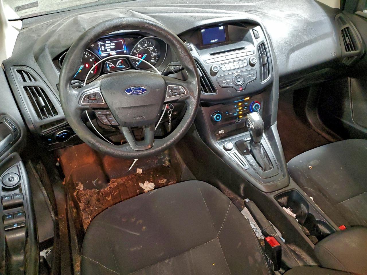 Ford Focus Se Image 11