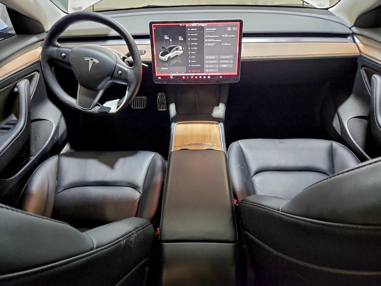 Tesla Model 3 Image 12