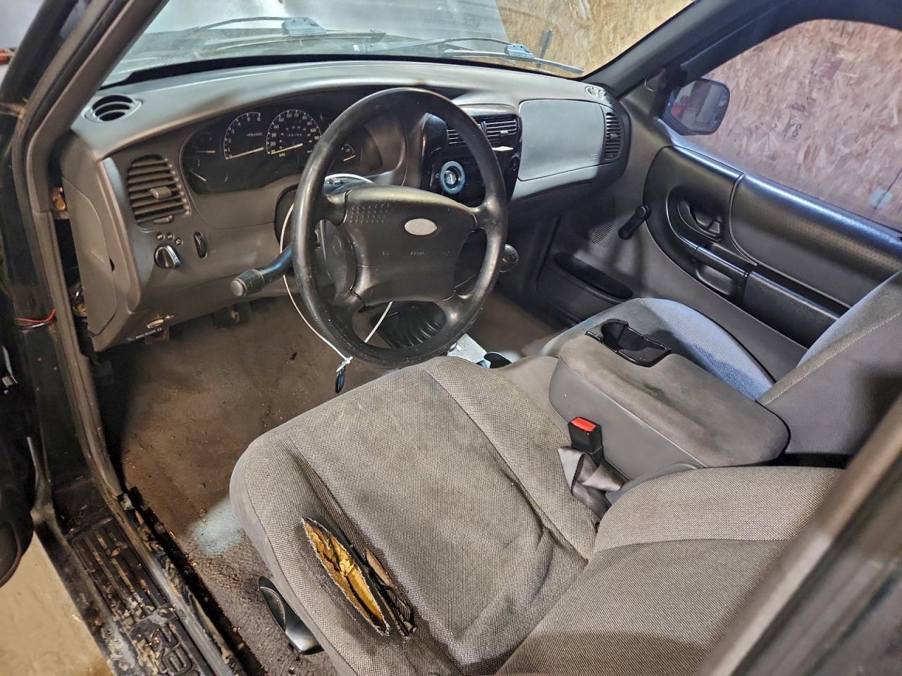 Ford Ranger Image 11