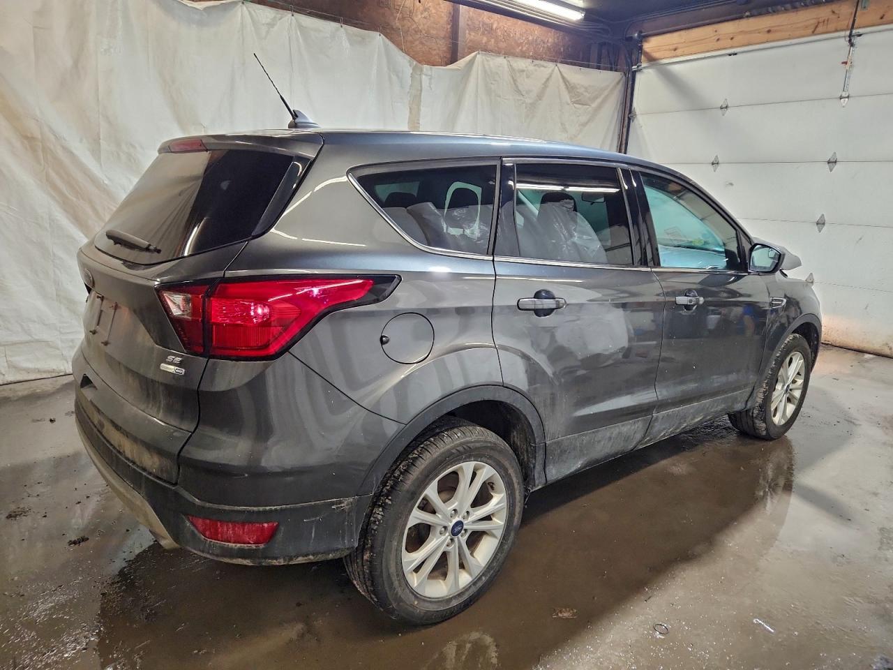 Ford Escape Se Image 7