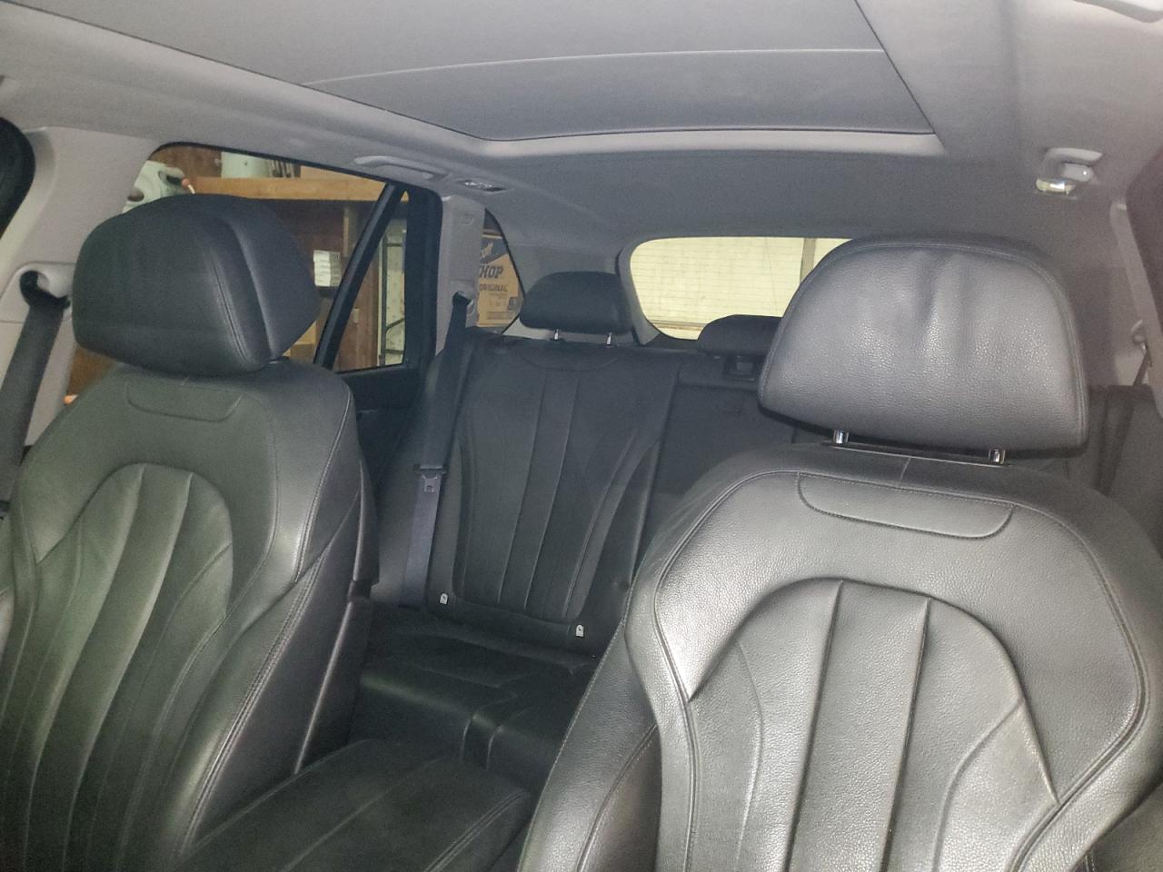 BMW X Series Xdrive50i Image 8