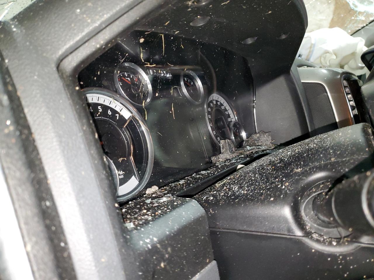 Ram 1500 Slt Image 6