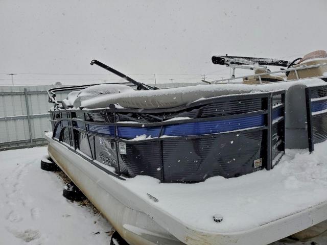 Beni Pontoon Image 7