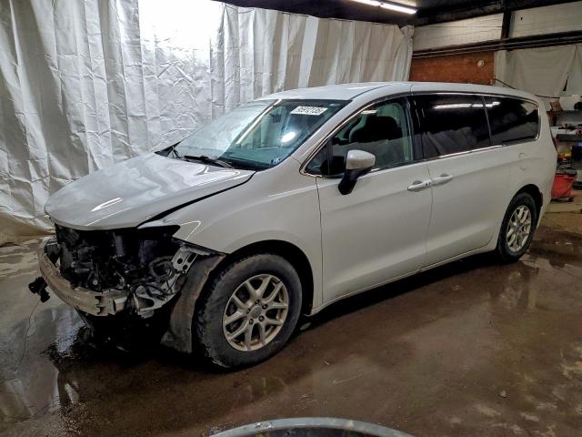  Salvage Chrysler Minivan