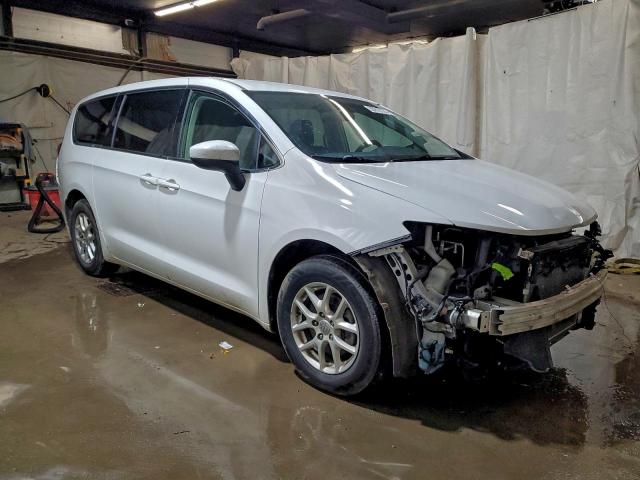 Chrysler Minivan Lx Image 3