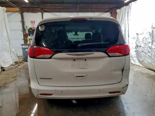 Chrysler Minivan Lx Image 5