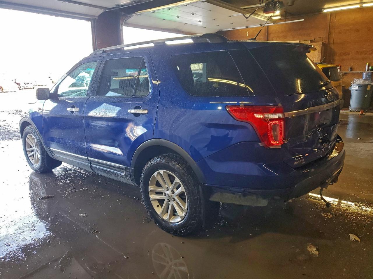 Ford Explorer Xlt Image 2