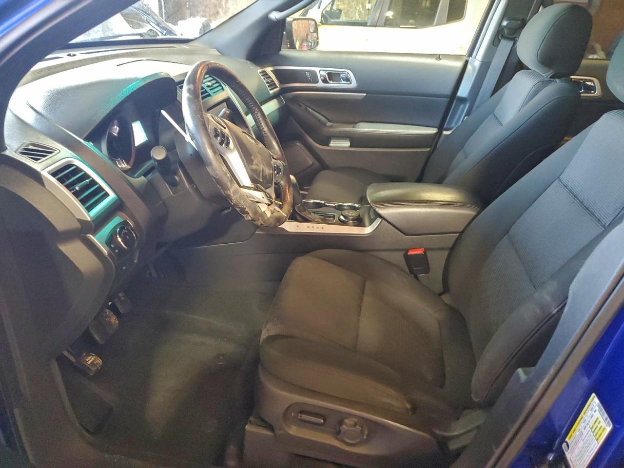 Ford Explorer Xlt Image 13