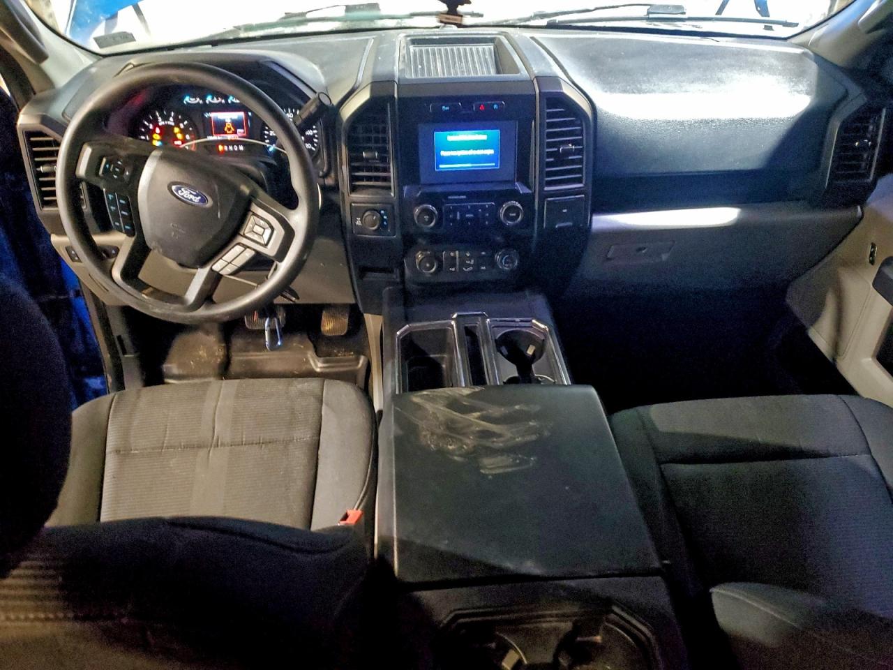 Ford F-150 Supercrew Image 12