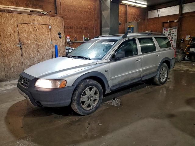  Salvage Volvo XC70