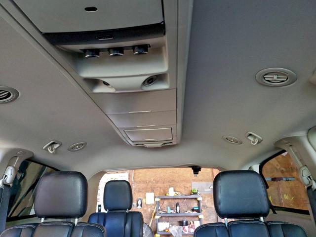 Chrysler Minivan Touring Image 13